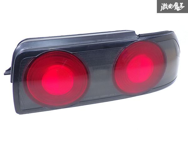 Yahoo!オークション -「r32 純正」(テールライト) (日産用)の Yahoo!オークション -「r32 純正」(テールライト) (日産用)の