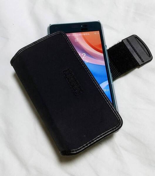 新品☆スマホ携帯ホルダー フレキシブル布製2980円の品