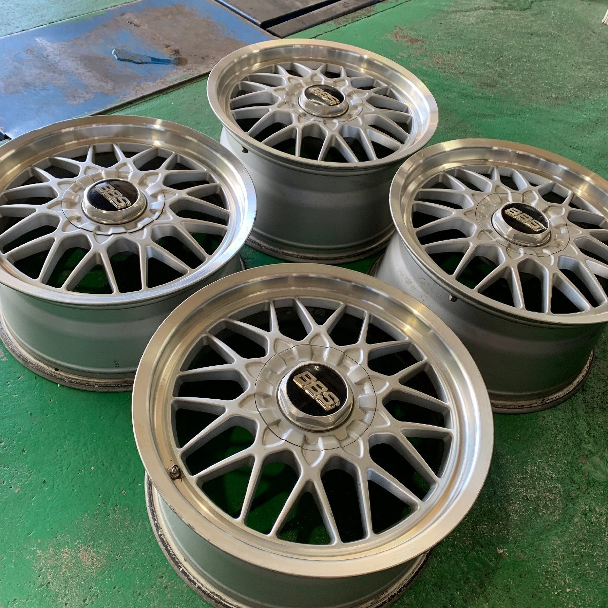Yahoo!オークション -「bbs 8j 35」(17インチ) (ホイール)の落札 Yahoo!オークション -「bbs 8j 35」(17インチ) (ホイール)の落札