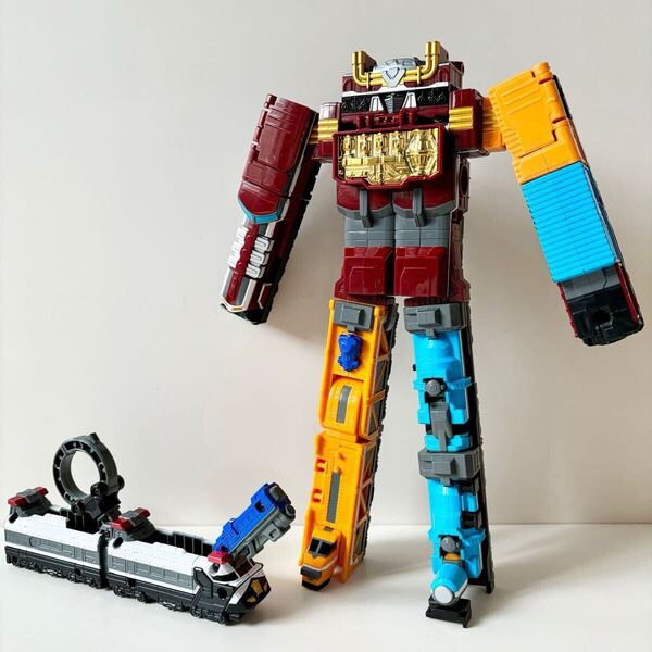 烈車戦隊トッキュウジャー 烈車合体シリーズ6789 DXディーゼルオー タンク カーキャリア ディーゼルレッシャー ポリスレッシャー バンダイ