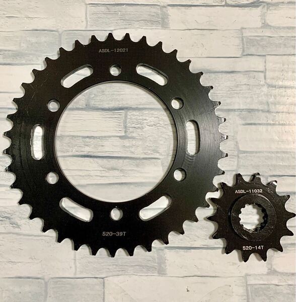 【新品】カワサキ用 スプロケ 520-39T / 14T 前後セット Z250 Z400 Z250SL ニンジャ NINJA250S 250R フロント リア スプロケット