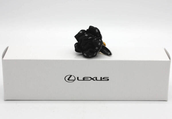 未使用品 LEXUS COLLECTION レクサス コサージュデザイン ピンバッジ ピンズ