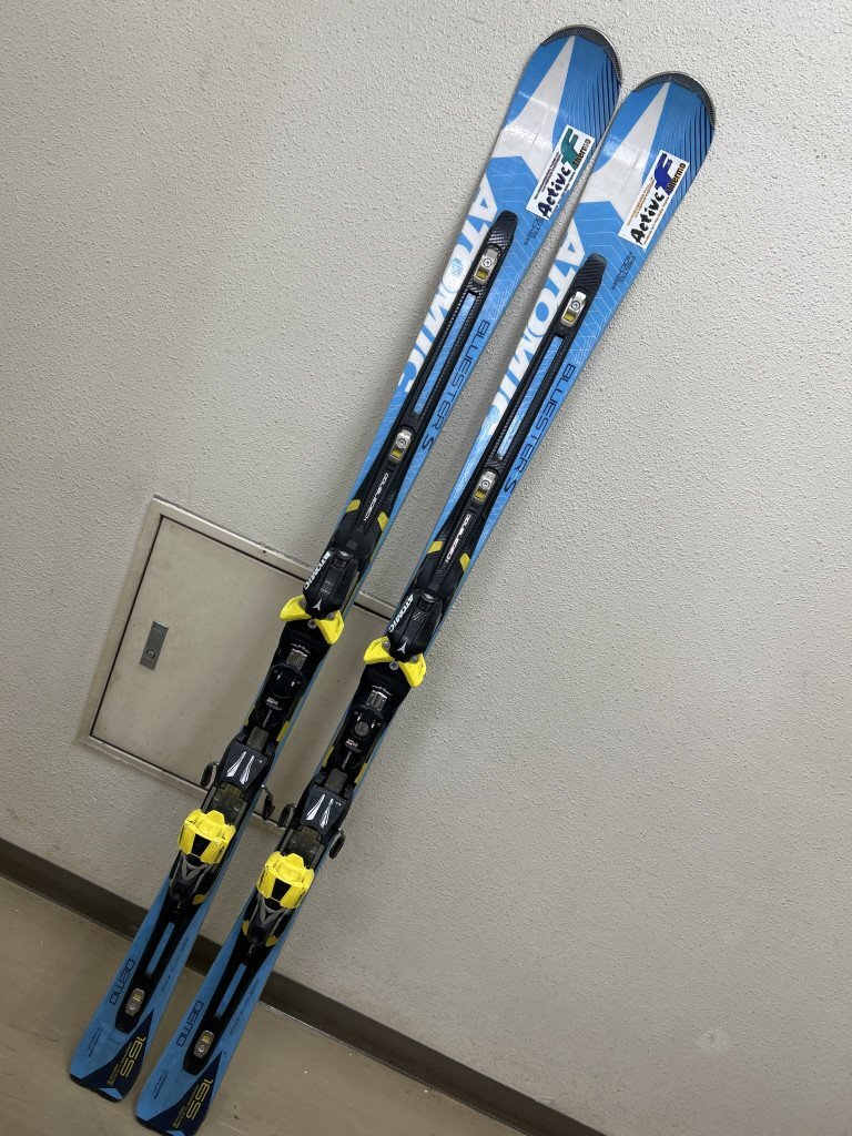 第一ネット ○程度良○123/67/107.5○ATOMIC BLUESTER SX 165cm○細部メンテで 160cm~
