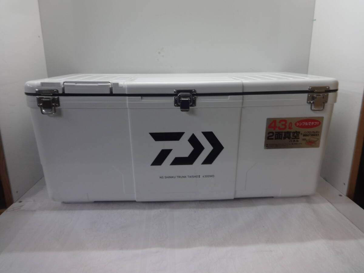 ダイワ NS 真空 トランク大将2 3500WD|スポーツ、レジャー ダイワ NS 真空 トランク大将2 3500WD|スポーツ、レジャー