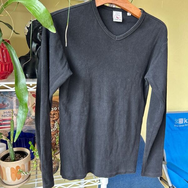AVIREX V ネック 長袖Tシャツ 黒 黒 M