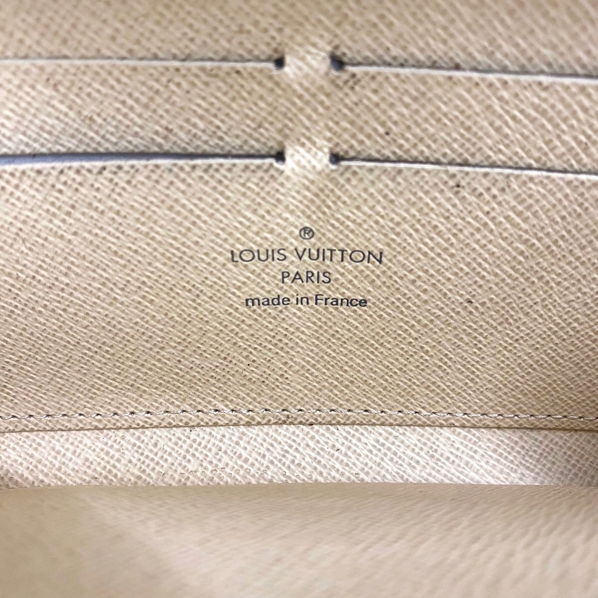 Louis Vuitton ルイヴィトン N60019 ダミエ アズール ジッピーウォレット ラウンドファスナー 長財布 ホワイト メンズ【中古】 Louis Vuitton ルイヴィトン N60019 ダミエ アズール ジッピーウォレット ラウンドファスナー 長財布 ホワイト メンズ【中古】