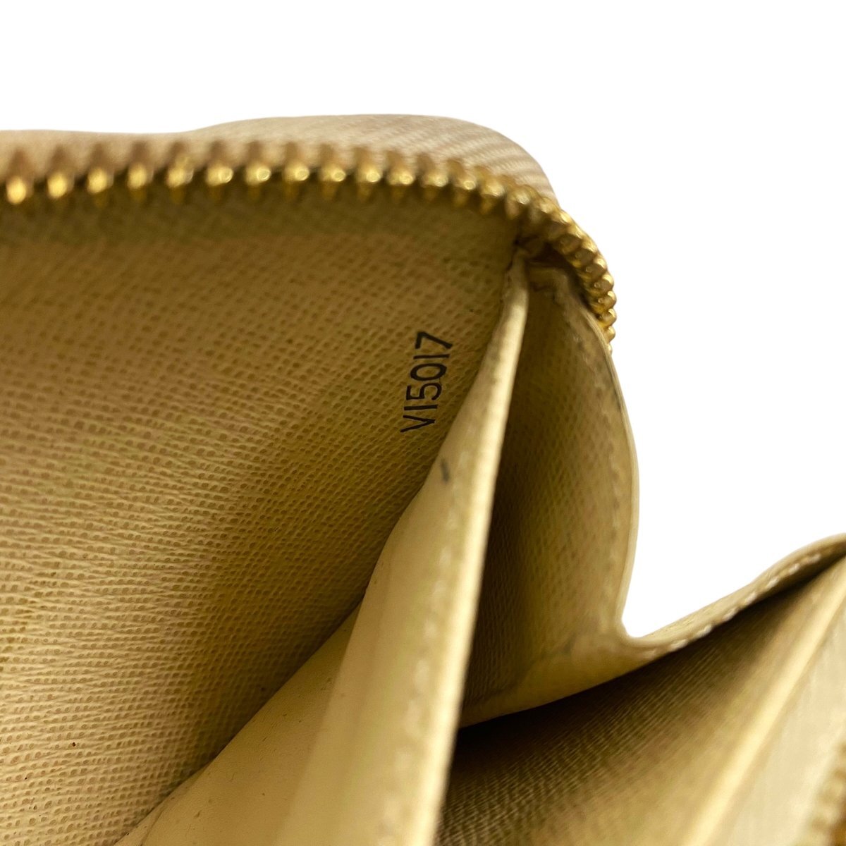 Louis Vuitton ルイヴィトン N60019 ダミエ アズール ジッピーウォレット ラウンドファスナー 長財布 ホワイト メンズ【中古】 Louis Vuitton ルイヴィトン N60019 ダミエ アズール ジッピーウォレット ラウンドファスナー 長財布 ホワイト メンズ【中古】