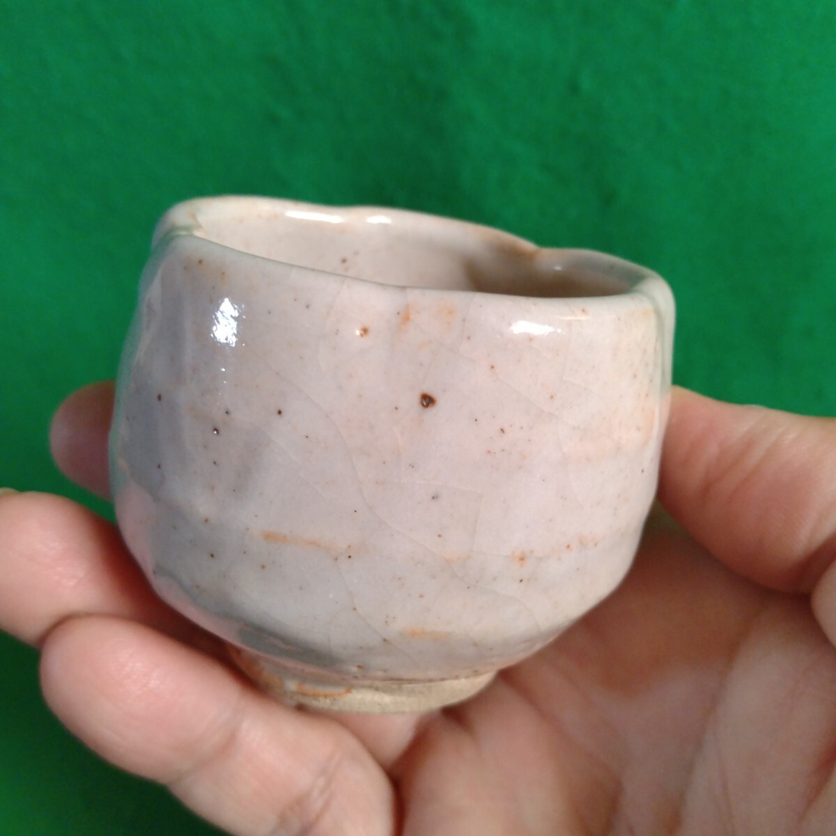 絵志野 ぐい呑み 桐箱付き ⑨ 志野 ぐい飲み 骨董品
