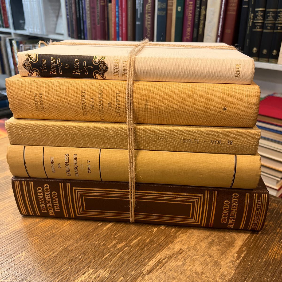 2024年最新】Yahoo!オークション -ハードカバー 洋書(古書、古文書)の中古品・新品・古本一覧 2024年最新】Yahoo!オークション -ハードカバー 洋書(古書、古文書)の中古品・新品・古本一覧