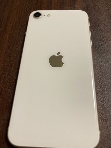 美品 iPhone SE3 SIMフリー 64GB