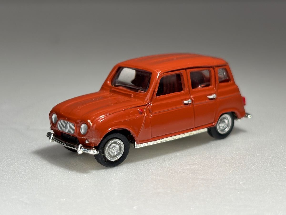 ミニカー 車 おもちゃ 1/18 ルノー 樹脂 4L JP4 4WD ブルー