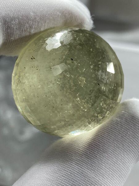 リビアングラス カット 丸玉 約28.4mm 27.2g 0325