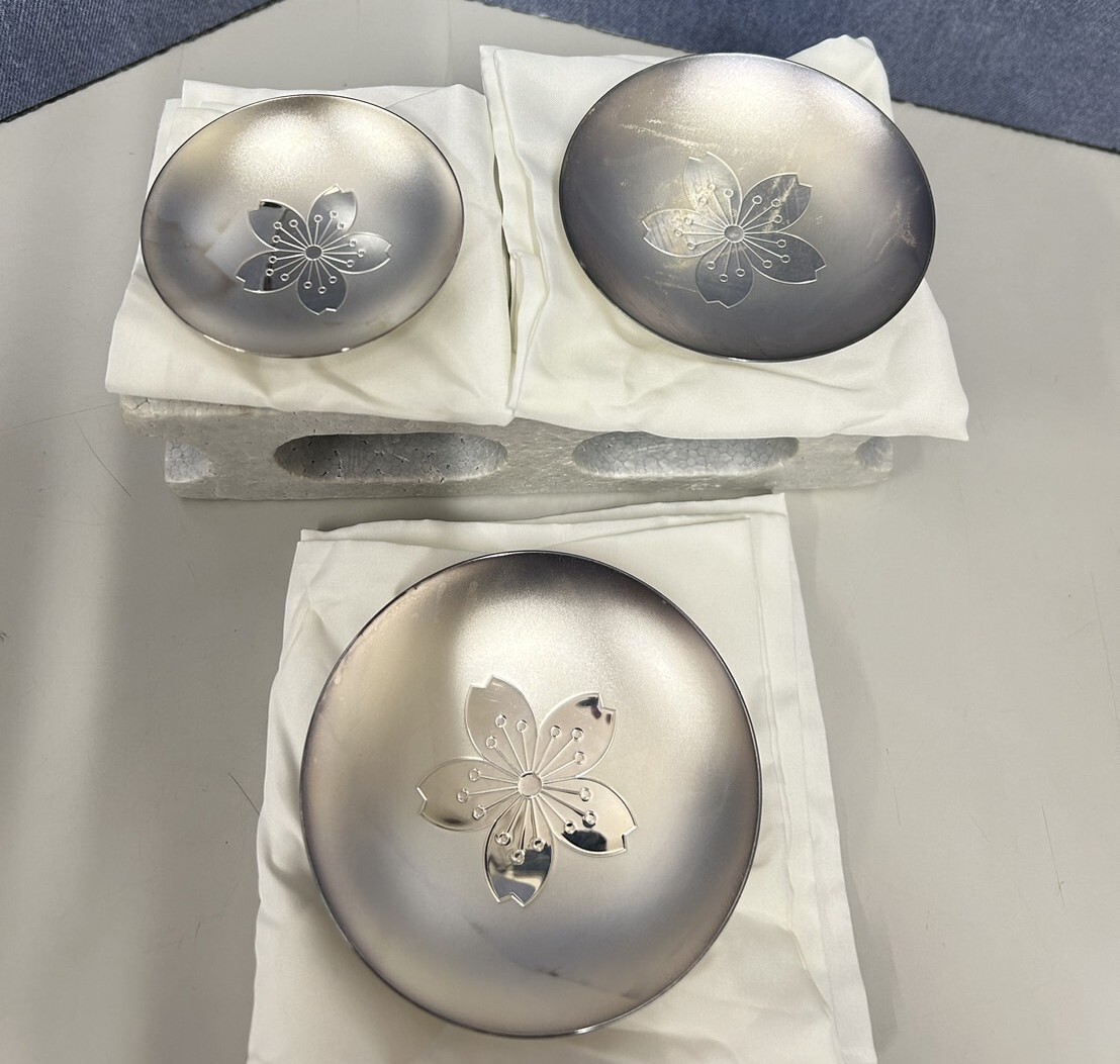 【未使用品】 Yahoo!オークション (金属工芸)の落札相場 -「大蔵大臣」(銀製) コレクション