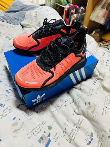 新品 ADIDAS ORIGINALS アディダスオリジナルス NMD R1 V3