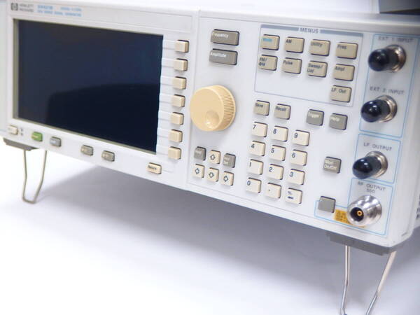 HP/RF信号発生器/ESG/E4421B/3.0GHz/出力レベル-136から+10dBm/Opt.UN3,UND,UN7/動作確認/美品/匿名無料/即決価格