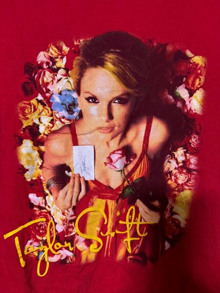 ◆美品◆Taylor Swift◆テイラー・スウィフト◆Tシャツ【テイラースウィフト・FEARLESS・TAYLOR SWIFT THE ERAS TOUR・CD・DVD】