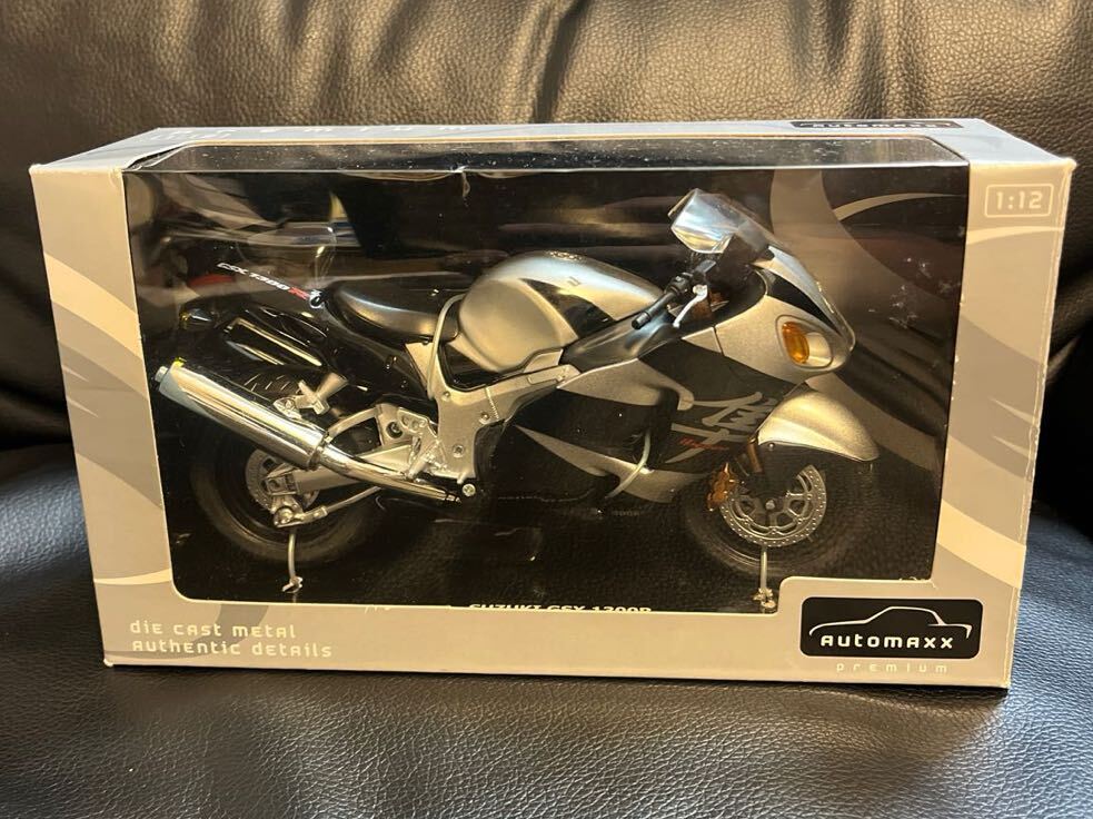 GSX1300R◯隼◯2008年カラー◯3台セット◯ダイキャスト◯ GSX1300R◯隼◯2008年カラー◯3台セット◯ダイキャスト◯ Amazon.