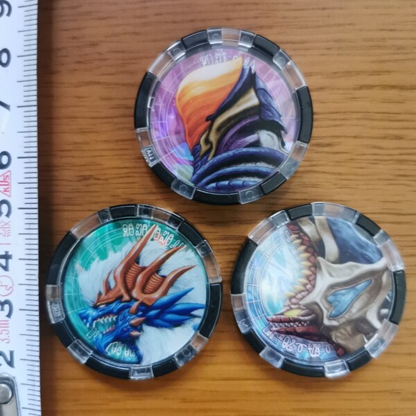 ウルトラマンz ウルトラマンゼット DXゼットライザー対応 ウルトラメダル 超コッヴ ホロボロス グリーザ セット