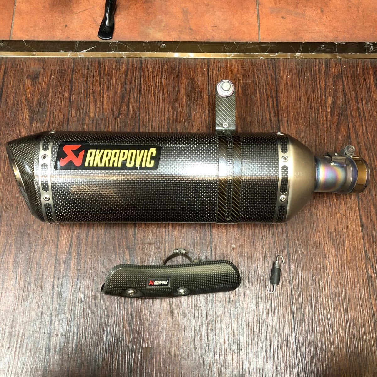 アクラポビッチスリップオンマフラー GSX-R1000 K7 K8 AKRAPOVIC スリップオンサイレンサー GSXR1000  チタンの落札情報詳細 - Yahoo!オークション落札価格検索 オークフリー
