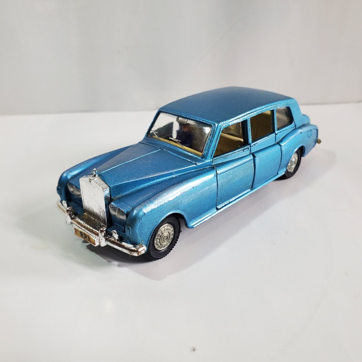 Dinky Toys Original 12.5cm Long 198 - Rolls Royce Phantom V