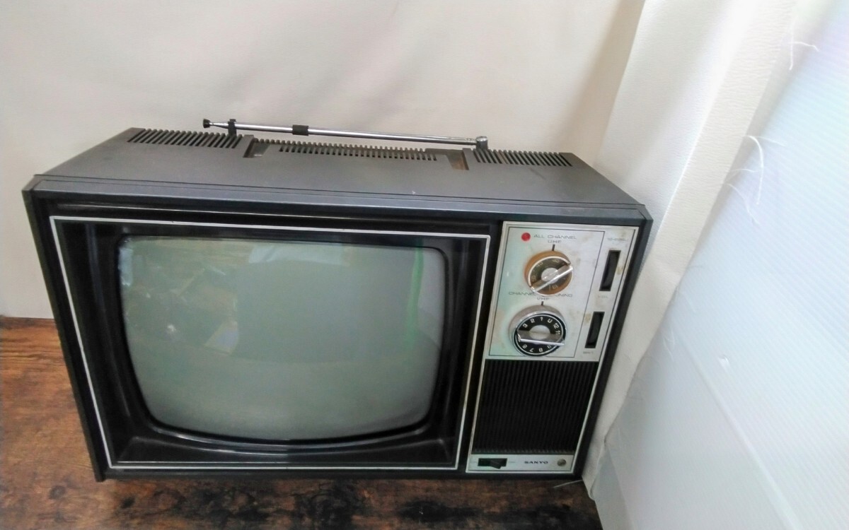 Yahoo!オークション -「サンヨー レトロ テレビ」(アンティーク Yahoo!オークション -「サンヨー レトロ テレビ」(アンティーク