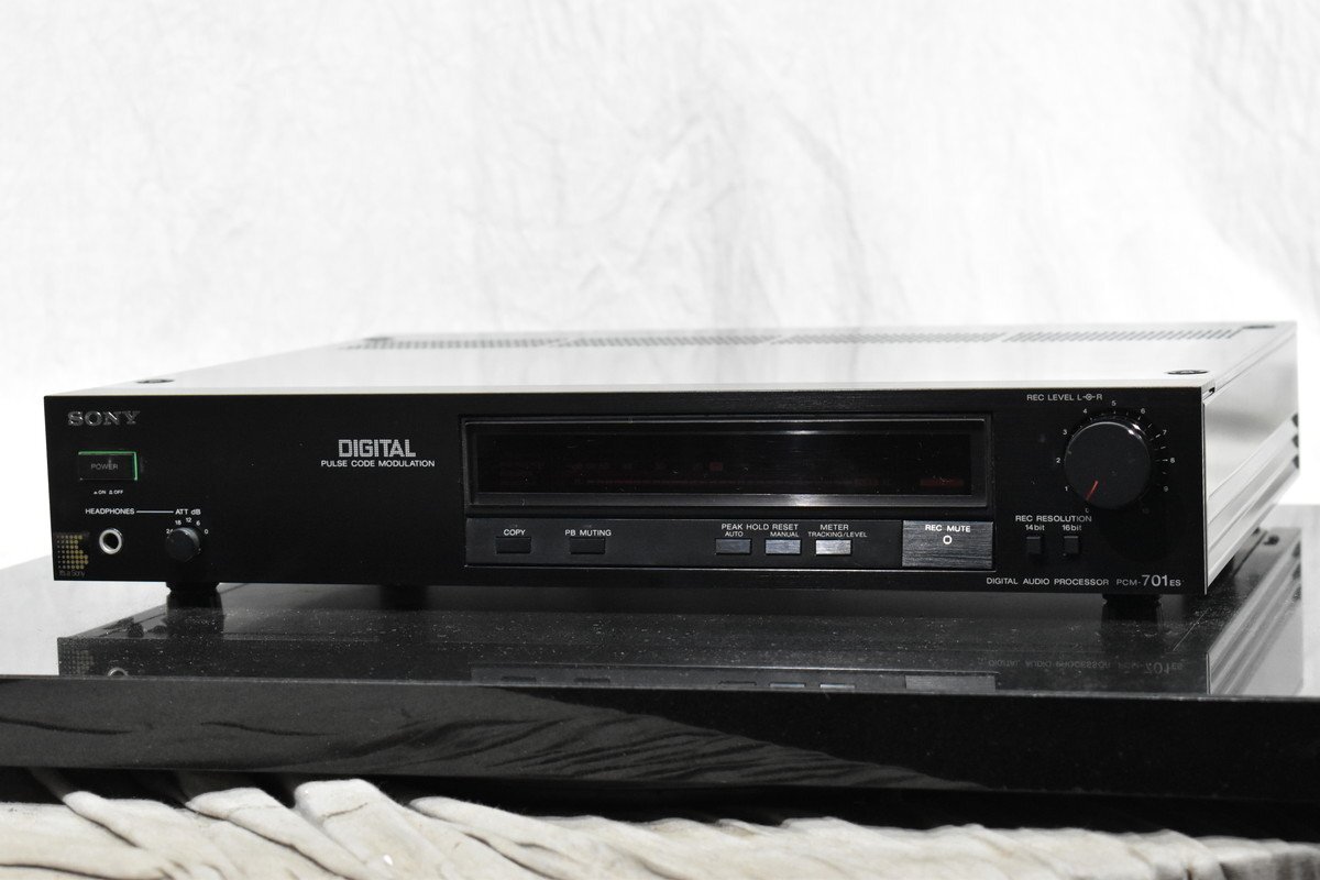 通電のみ確認】希少 SONY デジタルオーディオ PCM-701ES