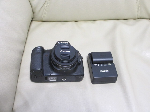CANON EF40mm F2.8 STM オークション比較 - 価格.com