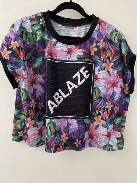 SPINNS サイズM 匿名配送 美品 半袖Tシャツ ビンテージ vintage 花柄 メッシュTシャツ ショート丈