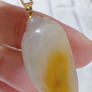 R2-055 天然未処理翡翠 珍しい黄翡 ミャンマー産天然翡翠 天然石 24.9mm 一点物 希少 縁起物 お守り パワーストーン