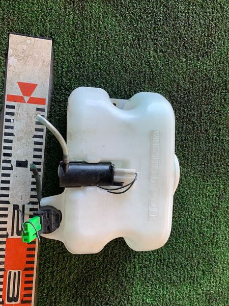 ウォッシャータンク JA22W