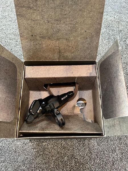 SHIMANO シマノ XTR SL-M9100-R シフトレバー 後ろ12速 未使用新品