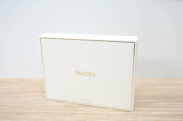 スナイデル ★ フェイススタイリスト アイカラー【#01 Iconic Beige】SNIDEL BEAUTY アイシャドウパレット アイコニックベージュ