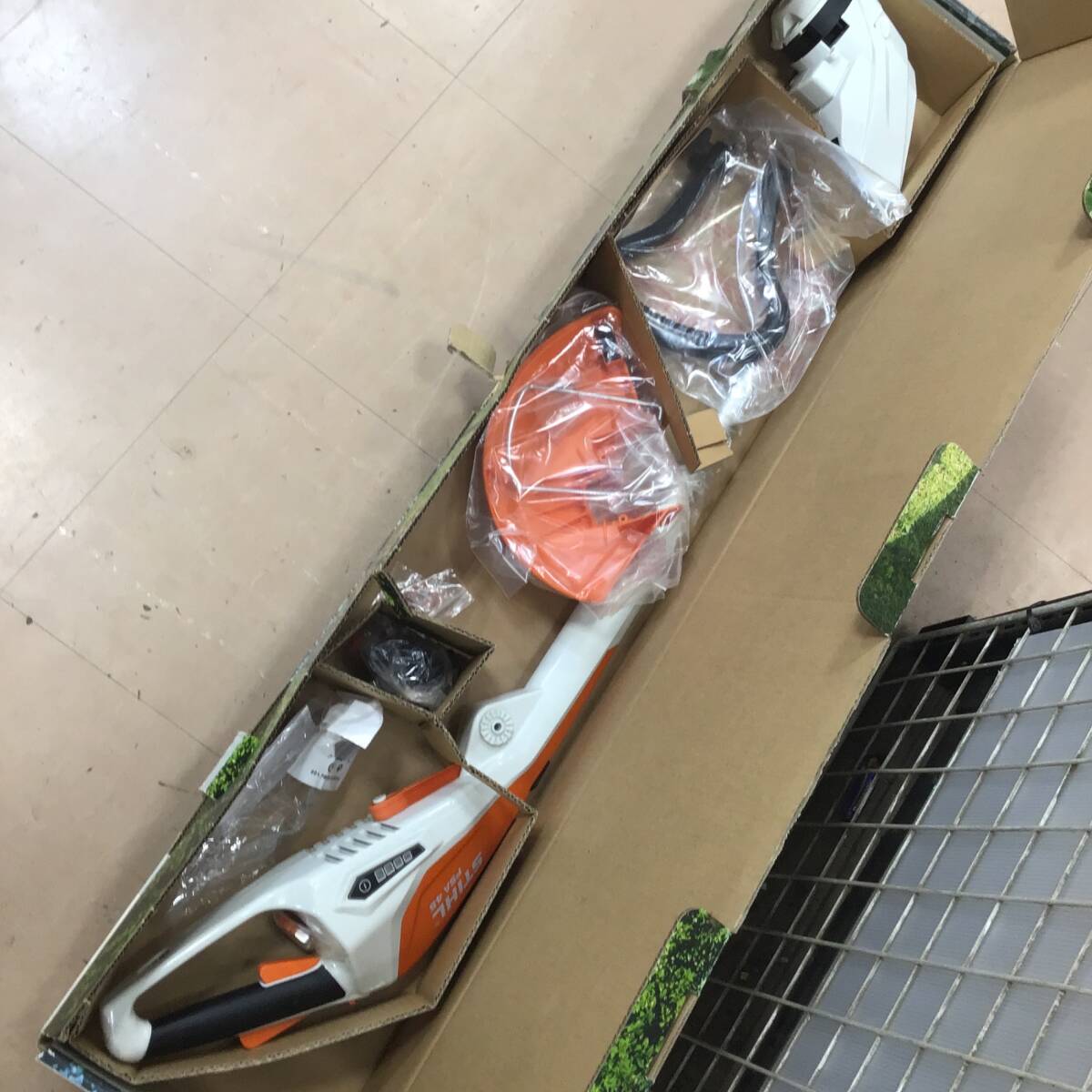 Yahoo!オークション -「stihl スチール 刈払機」(刈払機) (草刈 Yahoo!オークション -「stihl スチール 刈払機」(刈払機) (草刈