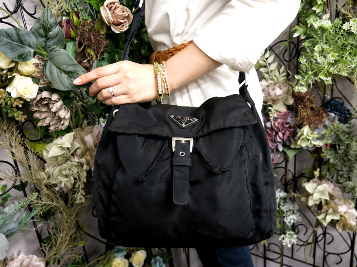 Yahoo!オークション -「prada 巾着 バッグ」(ショルダーバッグ Yahoo!オークション -「prada 巾着 バッグ」(ショルダーバッグ