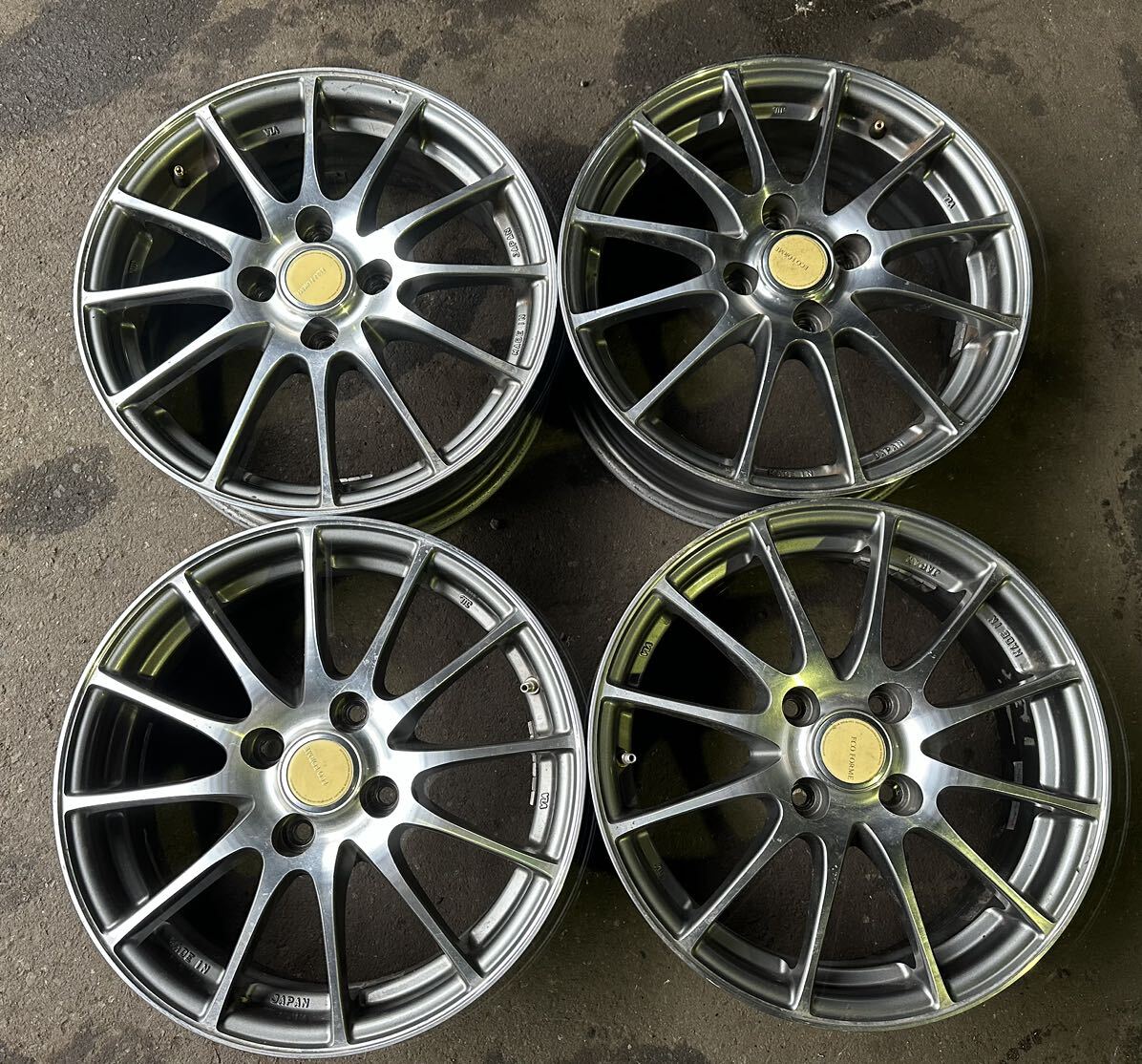 2025年最新】PCD100 4穴 15インチ 5Jのホイールを豊富に 2025年最新】PCD100 4穴 15インチ 5Jのホイールを豊富に
