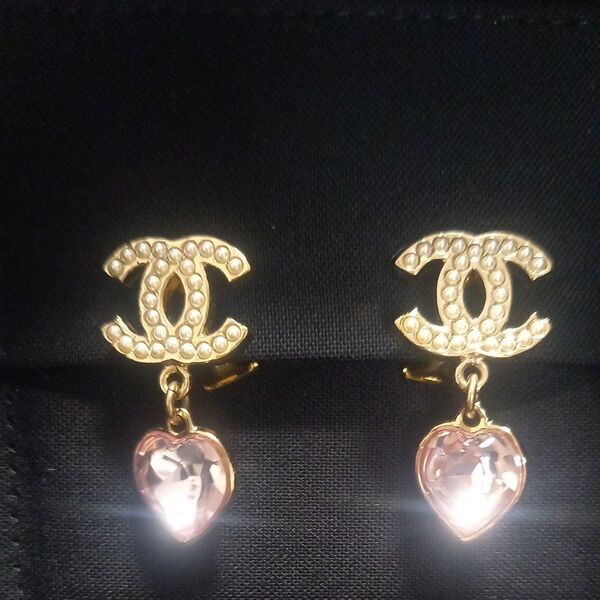 CHANEL ハート パール ピアス イヤリング 未使用