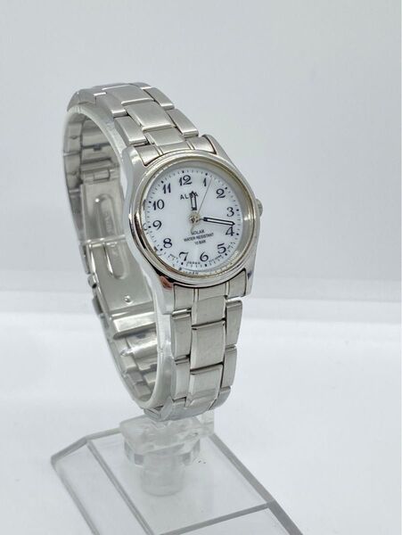 稼働品 美品 SEIKO アルバ ソーラー腕時計 クオーツ セイコー 白文字盤 レディース腕時計