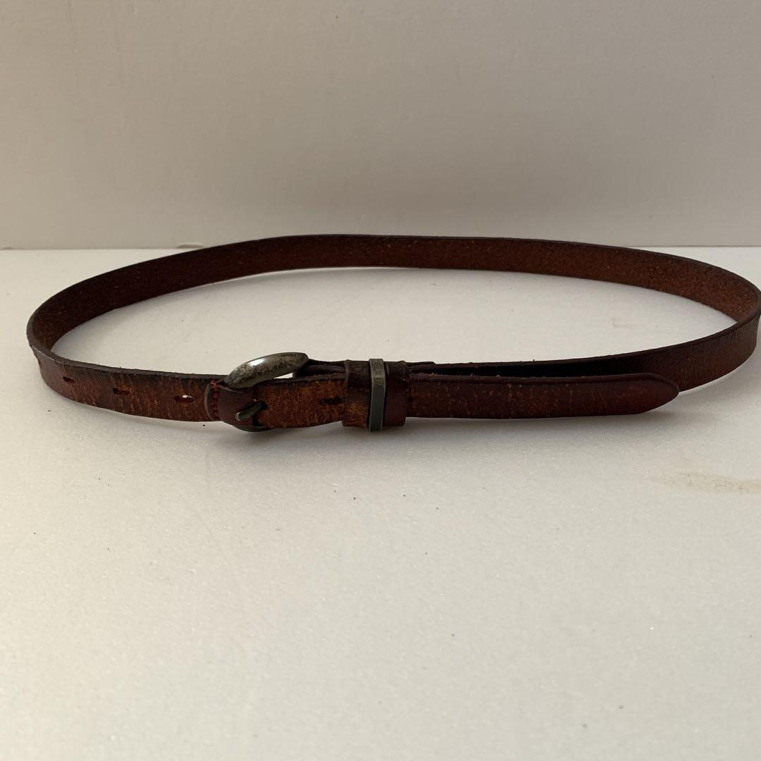 美品 LV レディースベルト 85cm 幅2cm ヒンジ仕様 細身 黒 513 美品 LV レディースベルト 85cm 幅2cm ヒンジ仕様 細身 黒 513