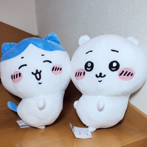 おしりふりふりBIGぬいぐるみ ちいかわ ハチワレ