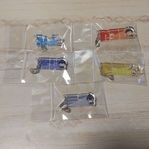 怪獣8号 カフェ アクリルブロックキーホルダー フルセット 日比野カフカ 市川レノ 四ノ宮キコル 亜白ミナ 保科宗四郎