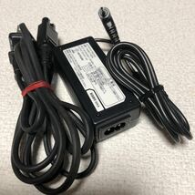 中古美品ソフトバンクモバイル AC アダプタ FMCAE1 TA08017-B330 12V~3A 動作保証 外径約3.0mm管理番号SHA099_画像1