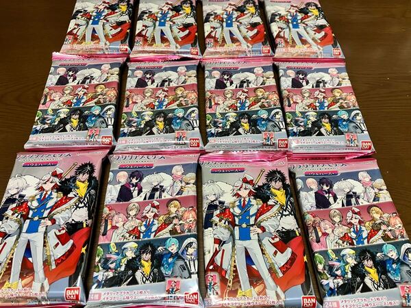 送料込 新品未開封 BANDAI NAMCO フラガリアメモリーズ メタリックプラカード 入り イチゴクリーム味 ウエハース バンダイナムコ サンリオ
