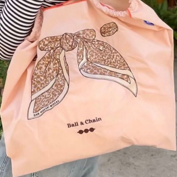 〈新柄〉ボールアンドチェーンLサイズバッグ SAN.SCARF ピンク