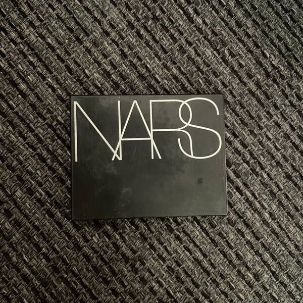 NARS アイシャドウパレット