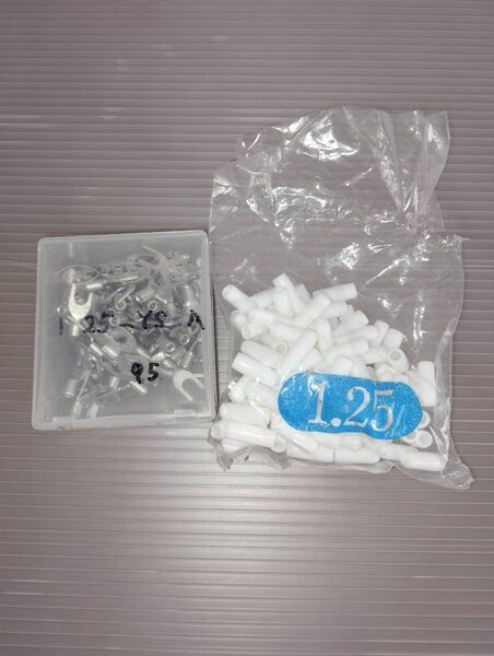 Y端子 1.25-YS3A 95pcs 絶縁キャップ白1.25 98pcs