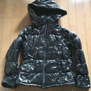 レディース ライト中綿ジャケット 光沢 黒 M