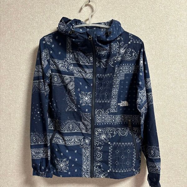 ノースフェイス コンパクトジャケット パーカー レディース Mサイズ 美品 バンダナ柄 ペイズリー The North Face