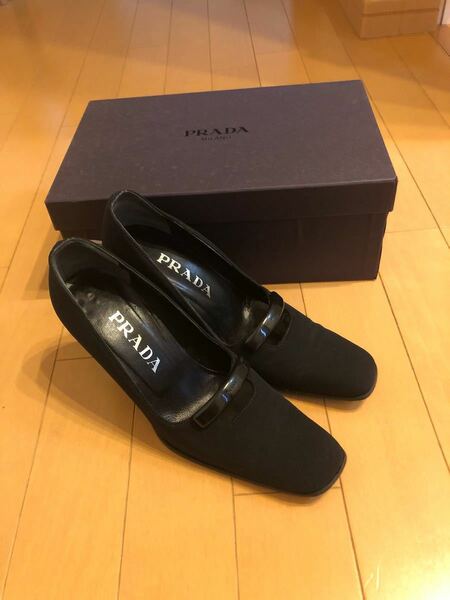 PRADA(プラダ) パンプス 35（日本サイズ約22.5cm）黒 ナイロン