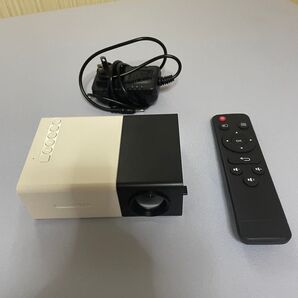 プロジェクター