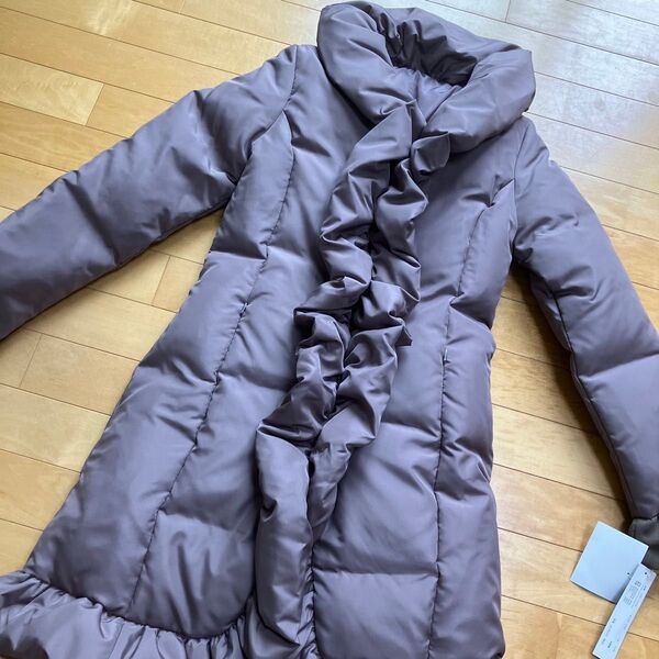 新品タグ付き REGINA RISURRE レジーナリスレ ダウンコート 女優襟 38 M